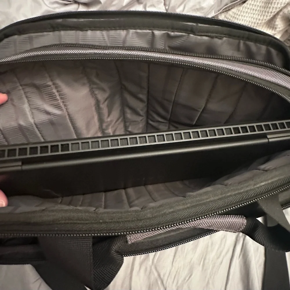 Kenneth Cole Messenger Bag- Gunmetal Gray